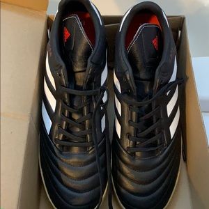 Adidas men’s copa indoor soccer flats.